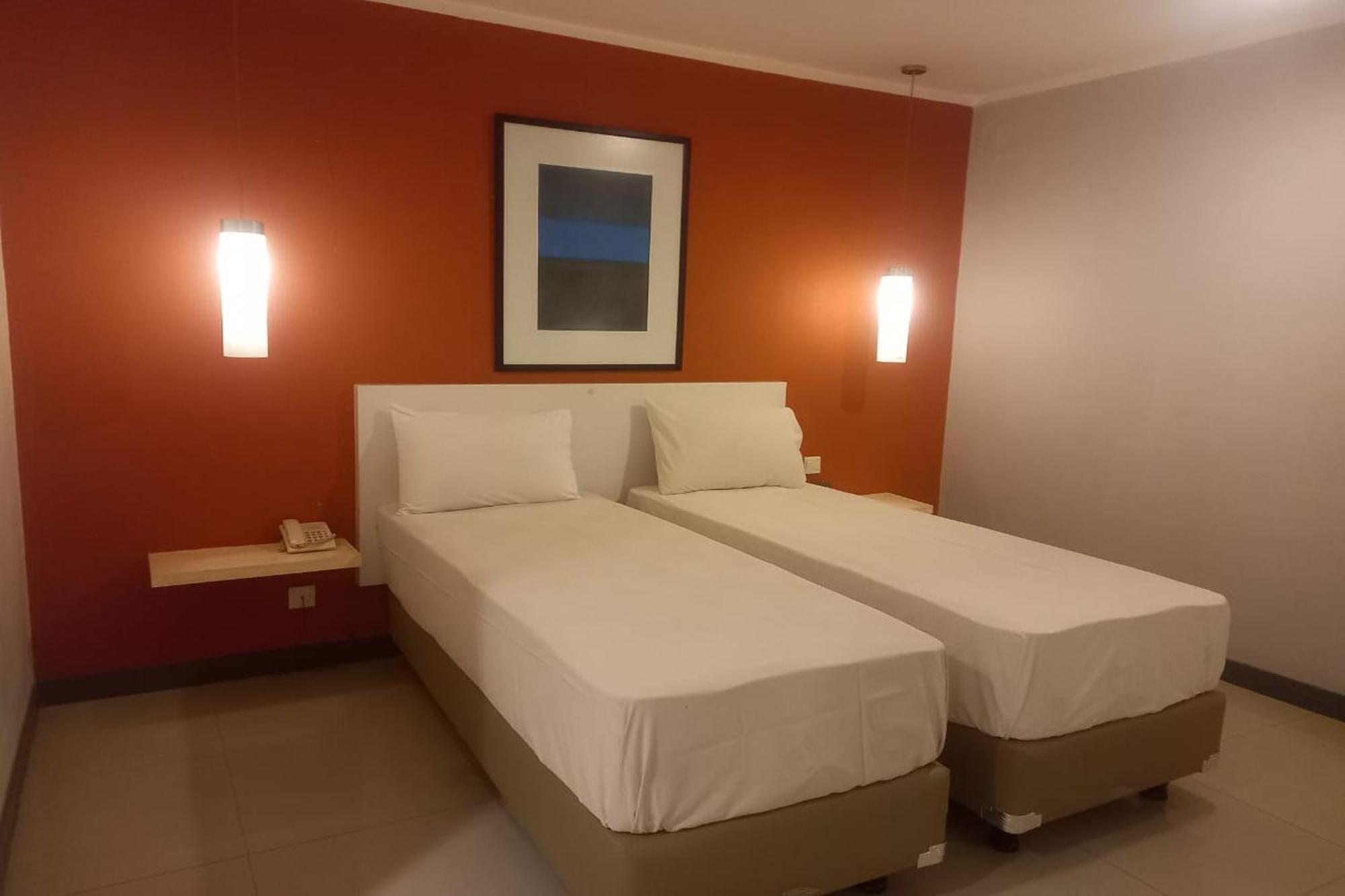 Hotel Glodok Plaza Jakarta Exterior photo
