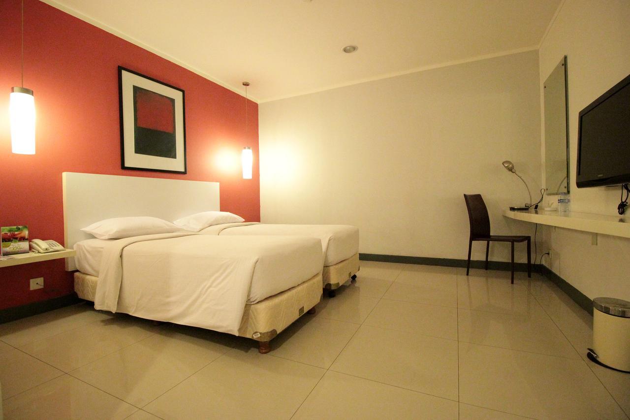 Hotel Glodok Plaza Jakarta Exterior photo