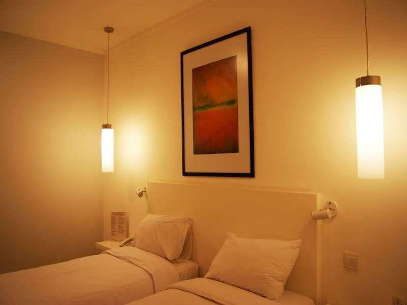 Hotel Glodok Plaza Jakarta Exterior photo